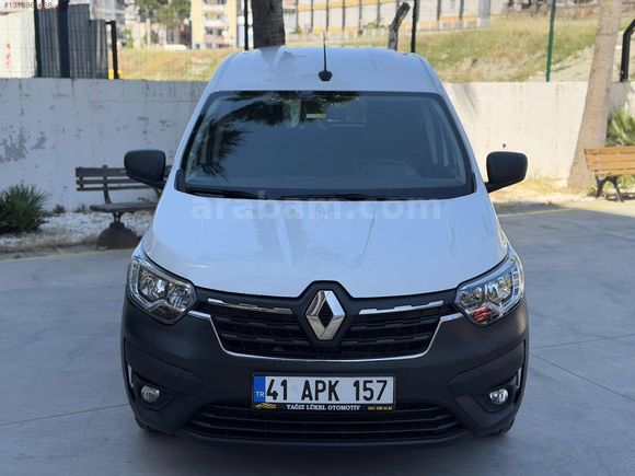 TAMAMINA KREDİ İMKANI!! FATURALI 2023 EXPRES VAN 71.000KM