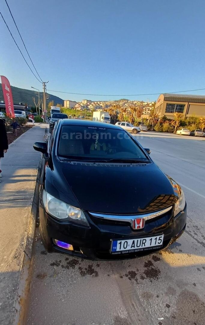 Sahibinden Honda Civic 1.6i VTEC Dream 2007 Model Balıkesir 252.000 km Siyah 3