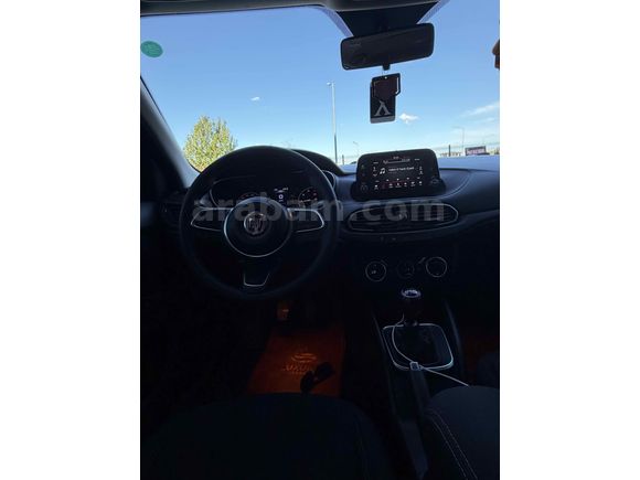Sahibinden Fiat Egea Cross 1.4 Fire Urban 2022 Model 