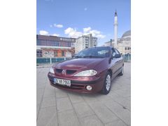 Galeriden Renault Megane 1.6 RTA 2000 Model Uşak