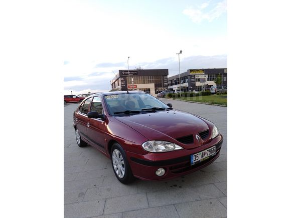 Galeriden Renault Megane 1.6 RTA 2000 Model Uşak