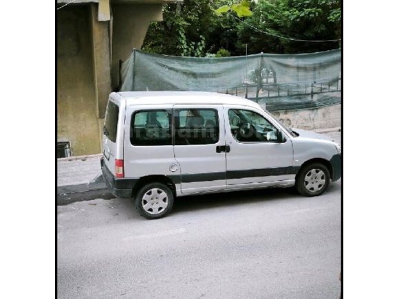 ?? ACİL SATILIK 2005 Citroen Berlingo 1.9D – 196.000 KM