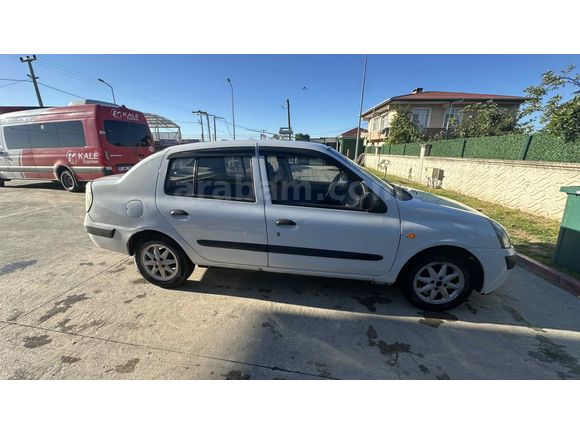 Sahibinden Renault Clio 1.4 Authentique 2003 Model 