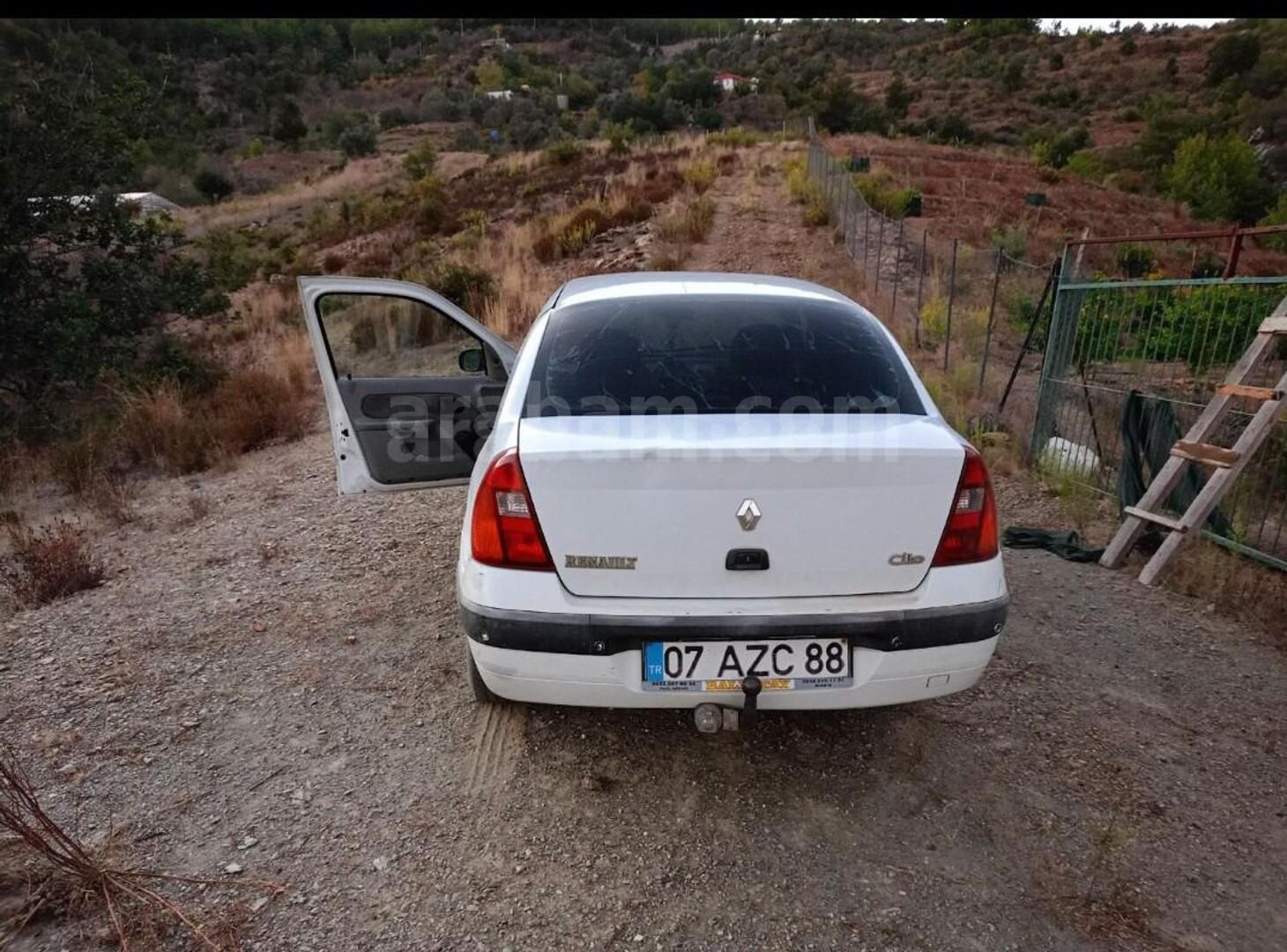 Sahibinden Renault Clio 1.5 dCi Authentique 2003 Model Antalya 292.000 km Beyaz 5