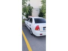 Sahibinden Hyundai Accent 1.5 CRDi Admire 2005 Model  258.000 km Beyaz