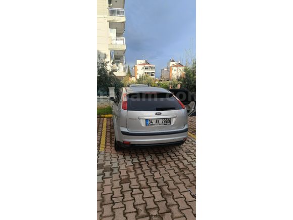 Sahibinden Ford Focus 1.6 Ghia 2005 Model Antalya 234.000 km Gri (Gümüş)