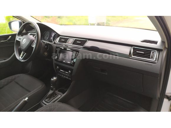 Skoda Rapid 1.4 TDI GreenTec Spaceback Style 2017 Model
