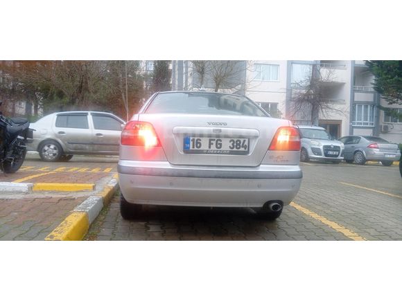 Sahibinden Volvo S40 1.6 2004 Model  290.000 km Gri (Gümüş)
