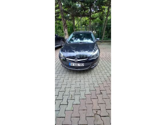 Temiz Aile Aracı: 2017 Opel Astra Boyasız & Hatasız