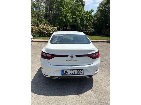 Sahibinden Renault Megane 1.3 TCe Joy 2021 Model 