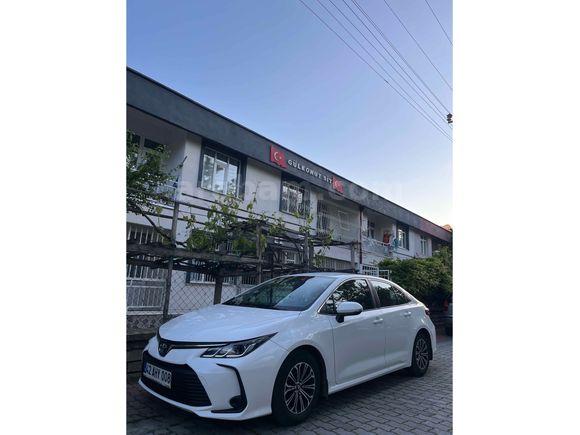 Sahibinden Toyota Corolla 1.6 Vision 2020 Model Konya 124.000 km Beyaz