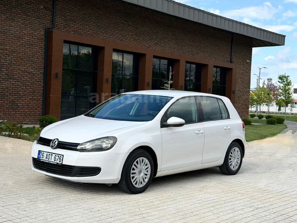 TAM OTOMATİK VİTES 2012 MODEL ÇOK DİRİ TEMİZ DEĞİŞENSİZ GOLF