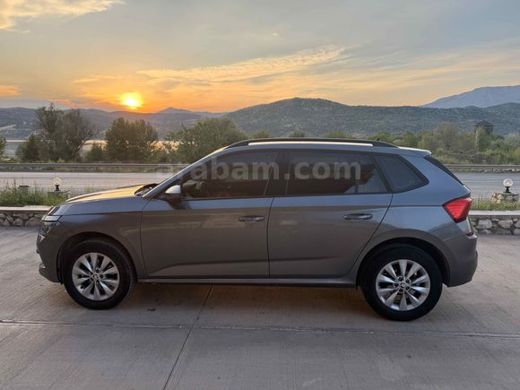 Sahibinden Skoda Kamiq 1.0 TSI Elite 2022 Model  55000km Gri