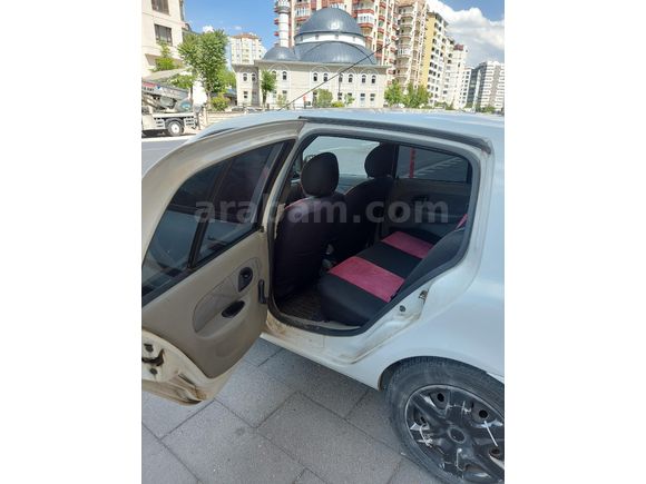 Sahibinden Renault Clio 1.4 Authentique 2004 Model