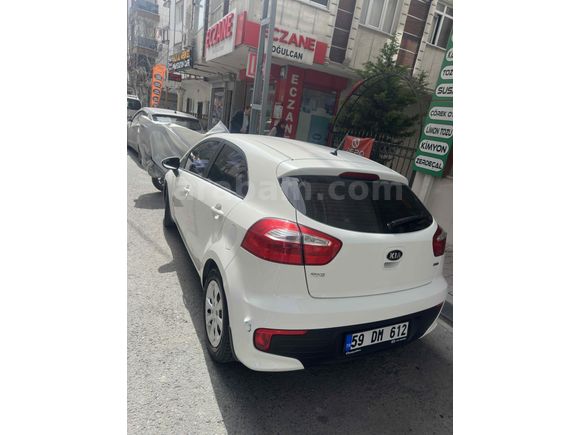 Sahibinden Kia Rio 1.4 CRDi Comfort 2016 Model 