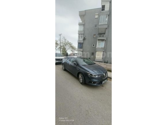 Sahibinden Renault Megane 1.5 Blue DCI Icon 2020 Model