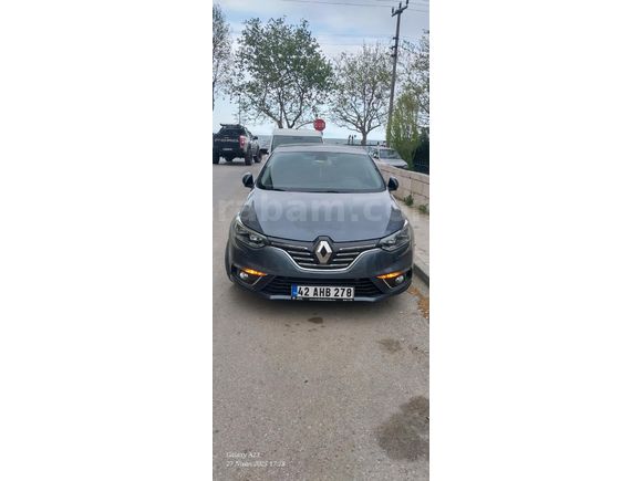 Sahibinden Renault Megane 1.5 Blue DCI Icon 2020 Model
