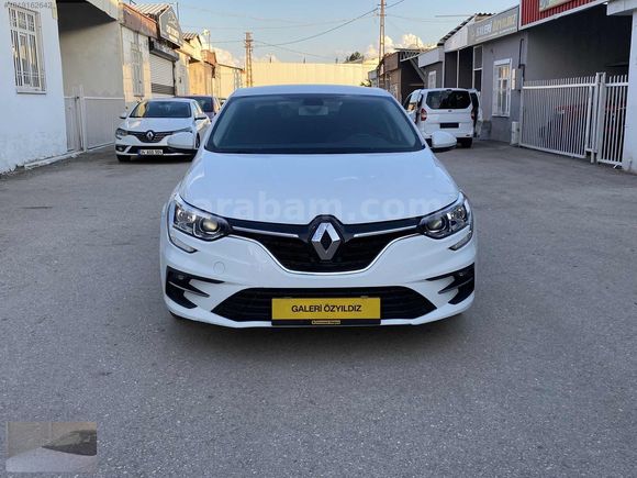 ÖZYILDIZ dan BOYASIZ 2023 model RENAULT MEGANE 1.3 TCe TOUCH EDC