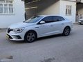 ÖZYILDIZ dan BOYASIZ 2023 model RENAULT MEGANE 1.3 TCe TOUCH EDC