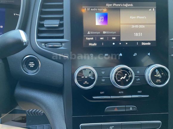 ÖZYILDIZ dan BOYASIZ 2023 model RENAULT MEGANE 1.3 TCe TOUCH EDC