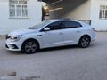 ÖZYILDIZ dan BOYASIZ 2023 model RENAULT MEGANE 1.3 TCe TOUCH EDC