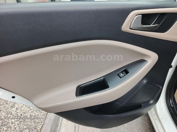 HATASIZ Hyundai i20 1.4 CRDi Style 2018 Model