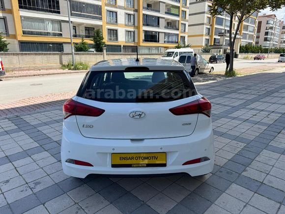 HATASIZ Hyundai i20 1.4 CRDi Style 2018 Model