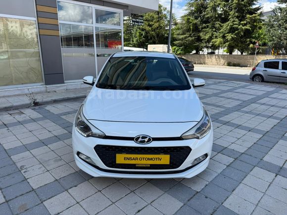 HATASIZ Hyundai i20 1.4 CRDi Style 2018 Model