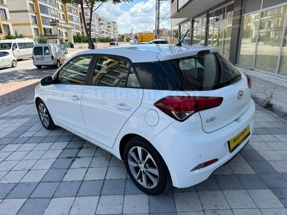 HATASIZ Hyundai i20 1.4 CRDi Style 2018 Model