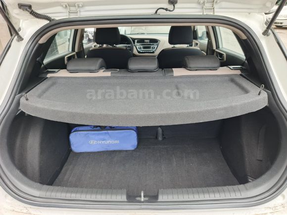 HATASIZ Hyundai i20 1.4 CRDi Style 2018 Model