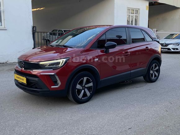 ÖZYILDIZdan BOYASIZ 2022 model Opel Crossland 1.2 T Essential OTOMATİK ŞERİT TAKİP
