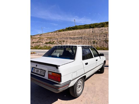 Sahibinden Renault R 9 1.4 Broadway 1993 Model