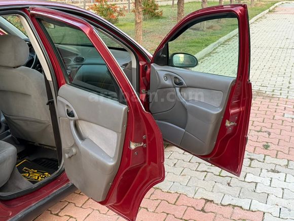 Sahibinden Ford Focus 1.6 Ambiente 2000 Model