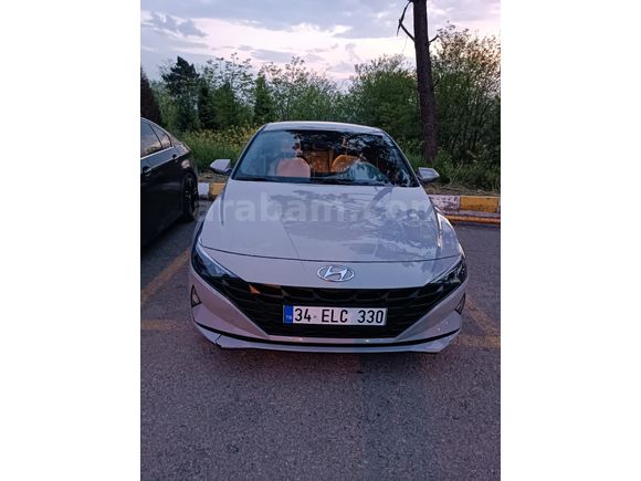 Sahibinden 2021 Model Otomatik 1.6 MPI Hyundaİ Elantra Smart