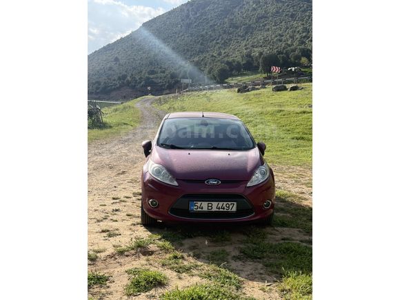 Sahibinden Ford Fiesta 1.4 Titanium 2011 Model 