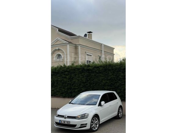 Galeriden Volkswagen Golf 1.6 TDi BlueMotion Highline 2015 Model İstanbul 180.000 km Beyaz