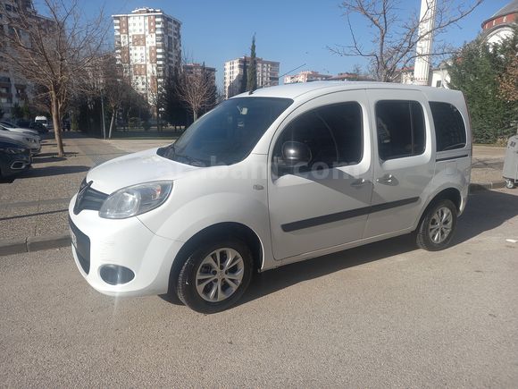 Sahibinden Renault Kangoo Multix 1.5 dCi Touch 2016 Model  225.000 km Beyaz