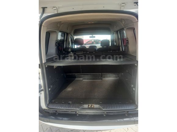 Sahibinden Renault Kangoo Multix 1.5 dCi Touch 2016 Model  225.000 km Beyaz