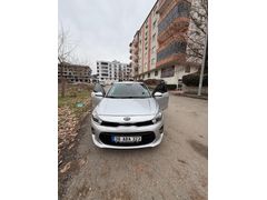 Sahibinden Kia Rio 1.4 CVVT Elegance 2018 Model