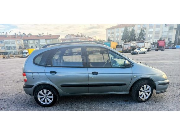 Sahibinden Renault Scenic 2.0 RXT 1999 Model