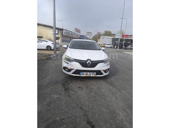 Sahibinden Renault Megane 1.5 dCi Touch 2017 Model  183.000 km Beyaz