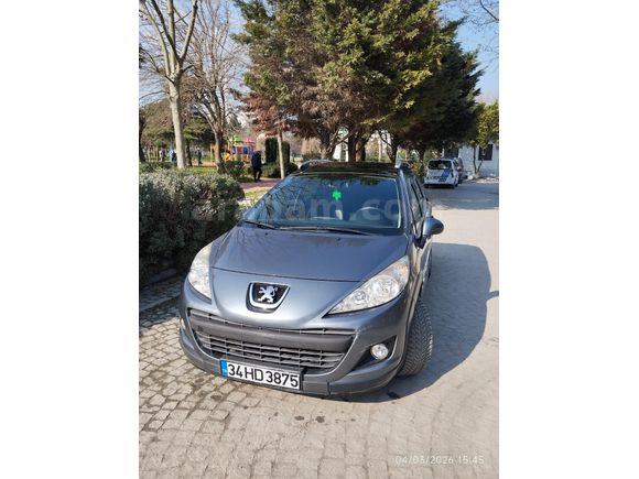 Sahibinden Peugeot 207 1.6 HDi Premium 2011 Model