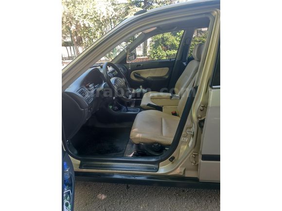 Sahibinden Honda Civic 1.6 i ES 2000 Model