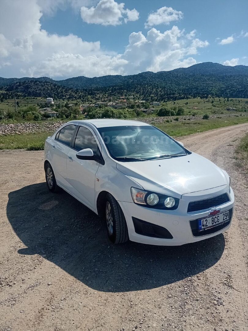 Sahibinden Chevrolet Aveo 1.4 LT 2012 Model Konya 379.000 km Beyaz 3