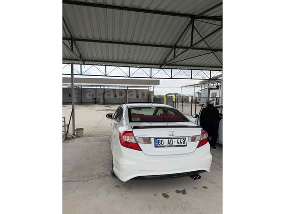 Sahibinden Honda Civic 1.6i VTEC Eco Elegance 2015 Model 