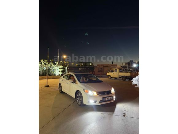 Sahibinden Honda Civic 1.6i VTEC Eco Elegance 2015 Model 