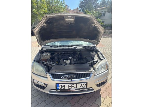 Sahibinden Ford Focus 1.6 TDCi Ghia 2007 Model  268.000 Km Gri (titanyum)