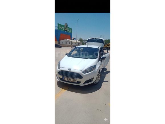 Sahibinden Ford Fiesta 1.5 TDCi Trend 2013 Model Isparta 240.000 km Beyaz