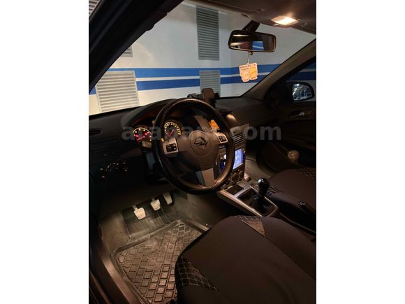 Sahibinden Opel Astra 1.6 Essentia 2012 Model Bursa Siyah
