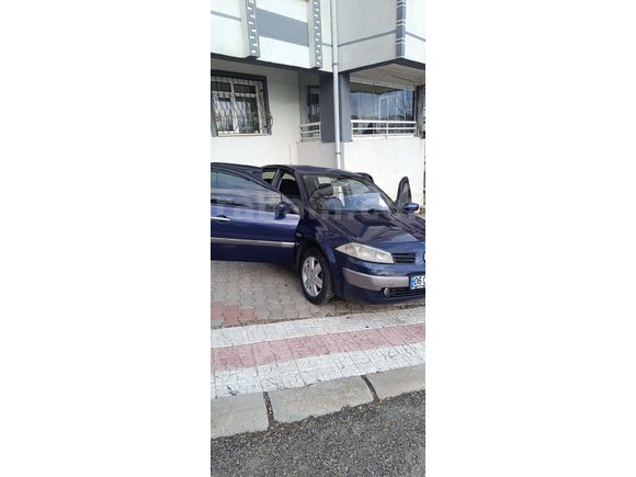 Sahibinden Renault Megane 1.6 Dynamique 2004 Model